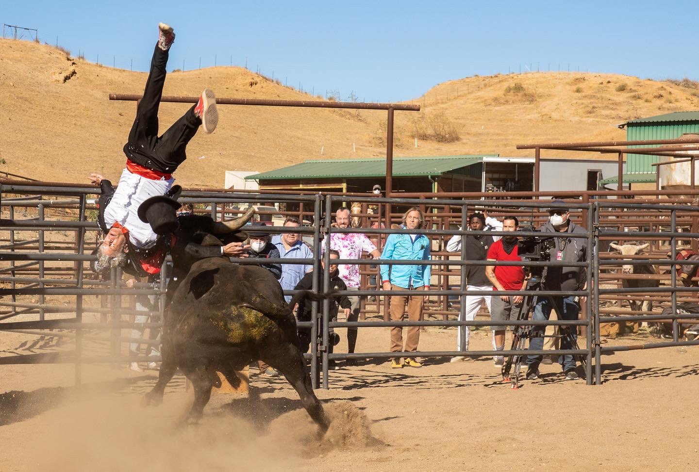 Jackass Forever - zwiastun ostatniej części franczyzy. Bolesne upadki i szalone wyczyny!